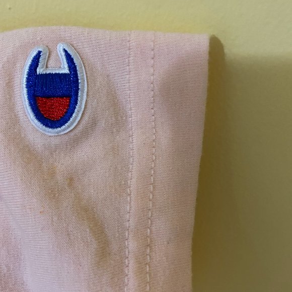 Childrens small, champion pink t-shirt - Picture 3 of 3